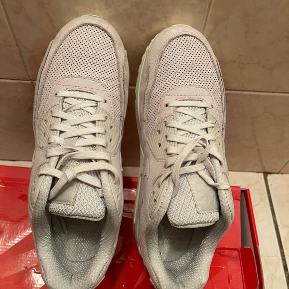 AirMax 90 - Picture 4 of 5